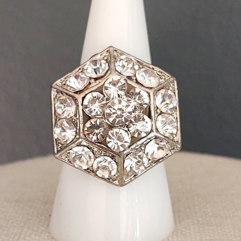 Crystal hexagon shaped adjustable cocktail ring